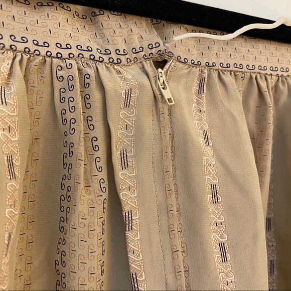 VINTAGE High Waisted Silky Skirt - Picture 8 of 10